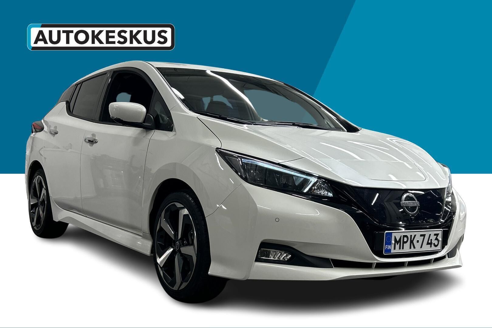 Nissan Leaf iso kuva 2
