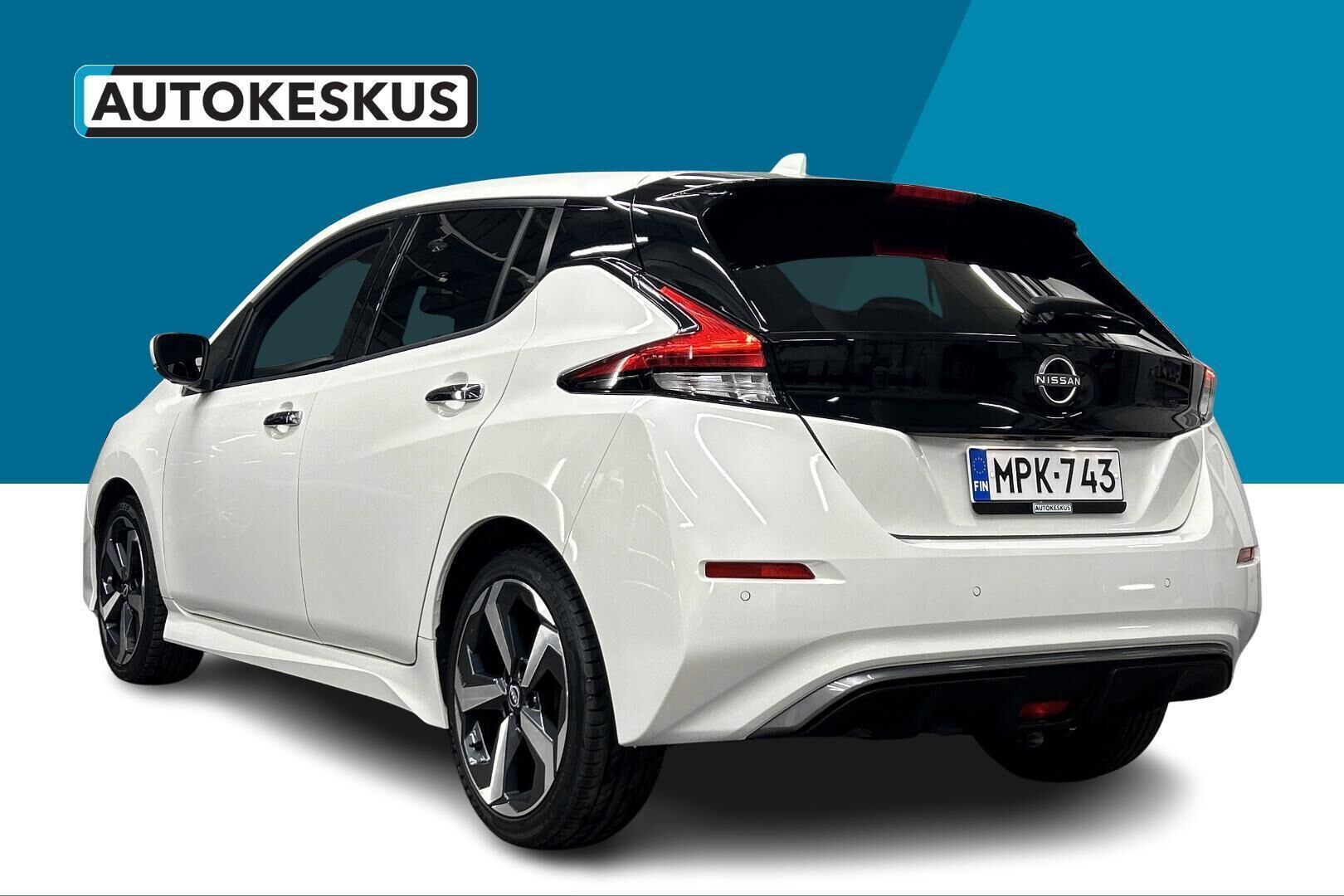 Nissan Leaf iso kuva 6