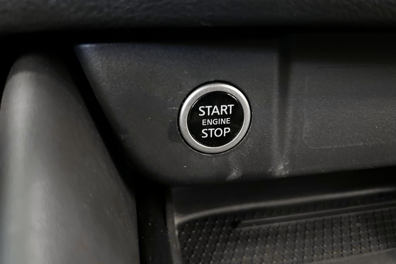 Nissan Qashqai iso kuva 20