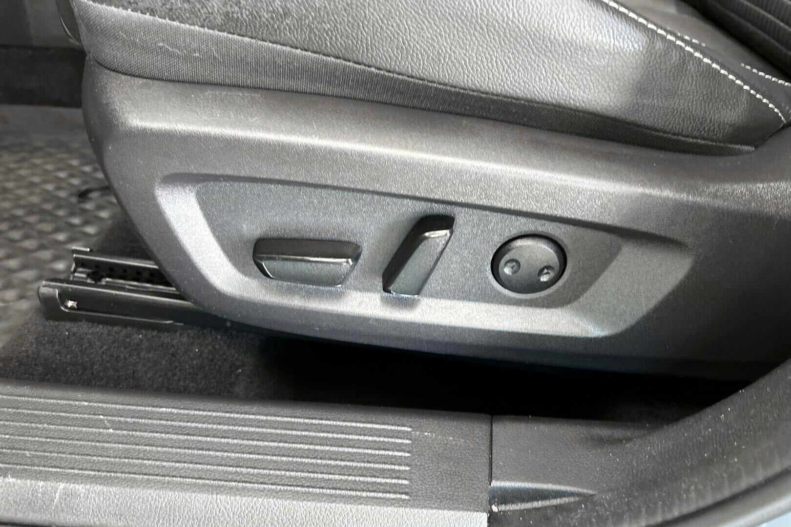 Nissan Qashqai iso kuva 26