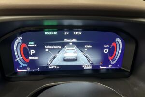 Nissan X-Trail esikatselu 13