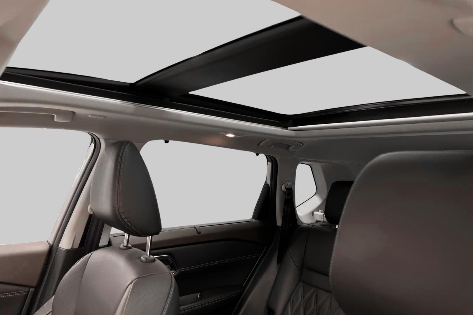 Nissan X-Trail iso kuva 20