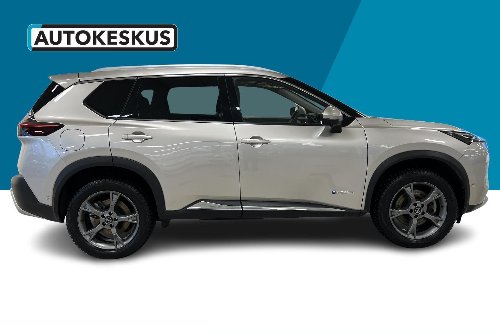 Nissan X-Trail iso kuva 4