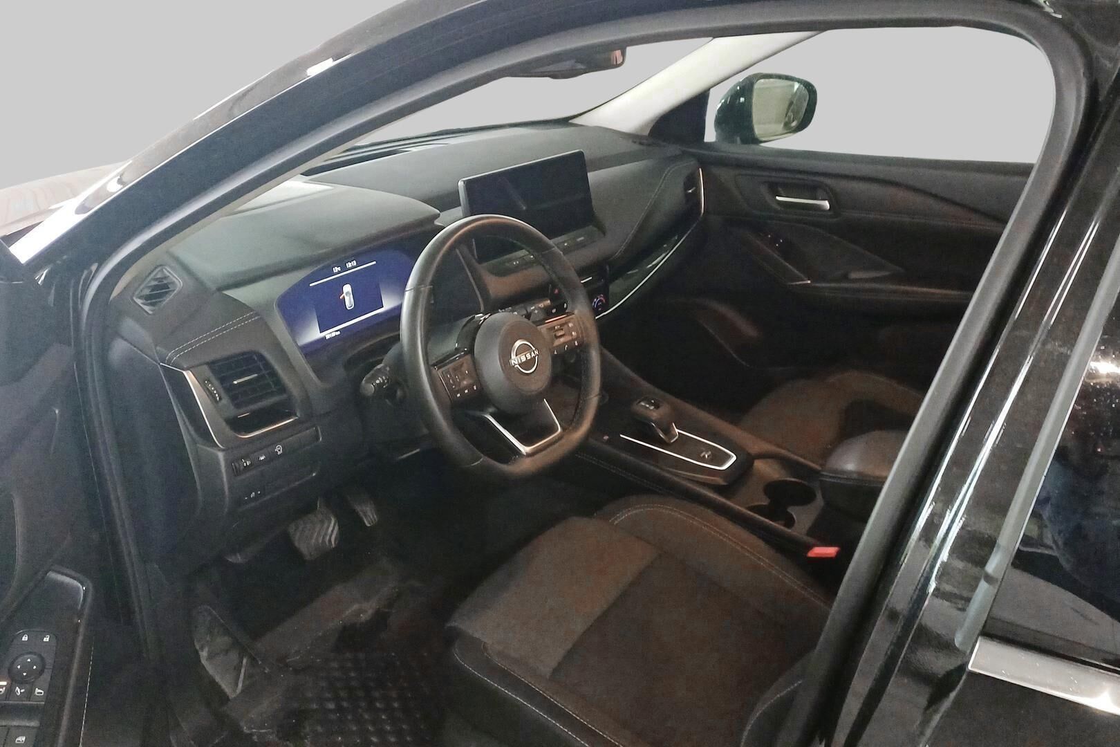 Nissan Qashqai iso kuva 2