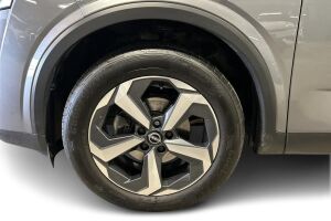 Nissan Qashqai esikatselu 12