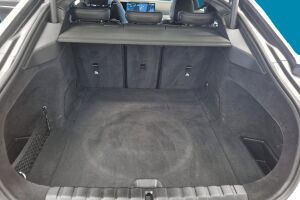 BMW i4 esikatselu 11