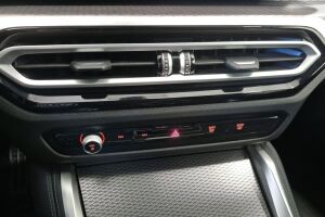 BMW i4 esikatselu 15
