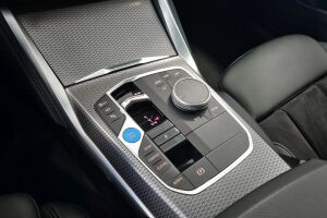 BMW i4 esikatselu 16