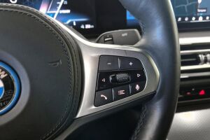 BMW i4 esikatselu 17