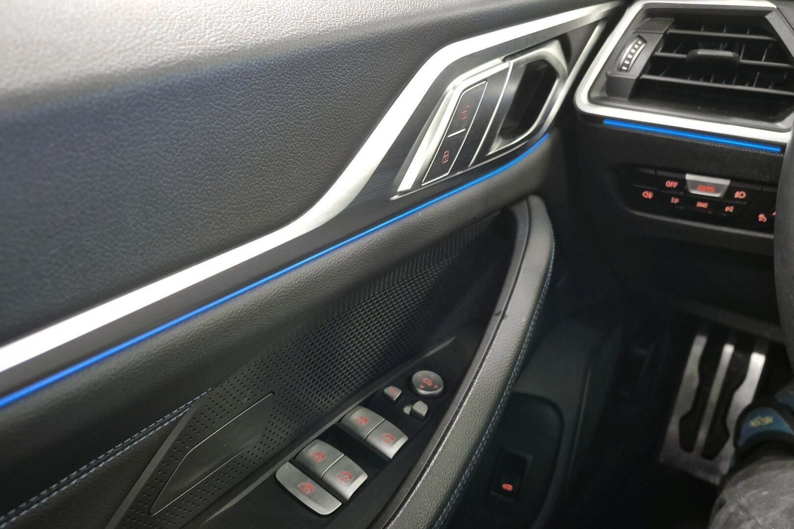 BMW i4 iso kuva 20