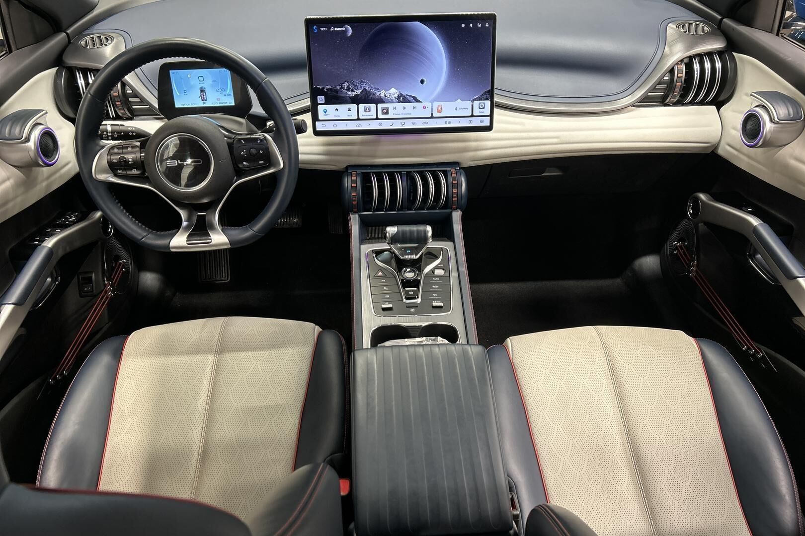 BYD Atto 3 iso kuva 10