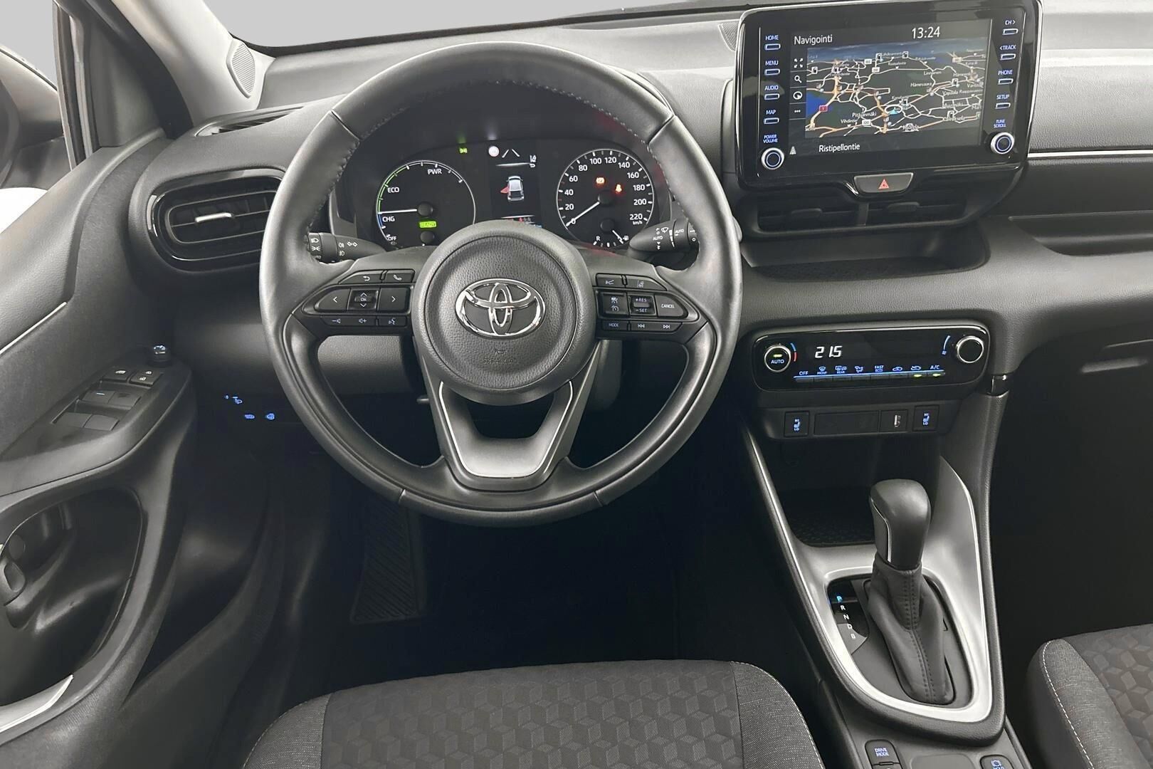Toyota Yaris iso kuva 25