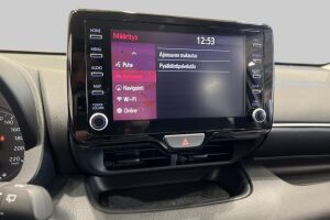 Toyota Yaris esikatselu 16