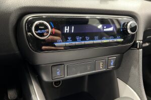 Toyota Yaris esikatselu 17