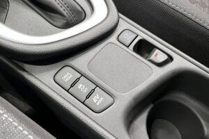 Toyota Yaris esikatselu 19