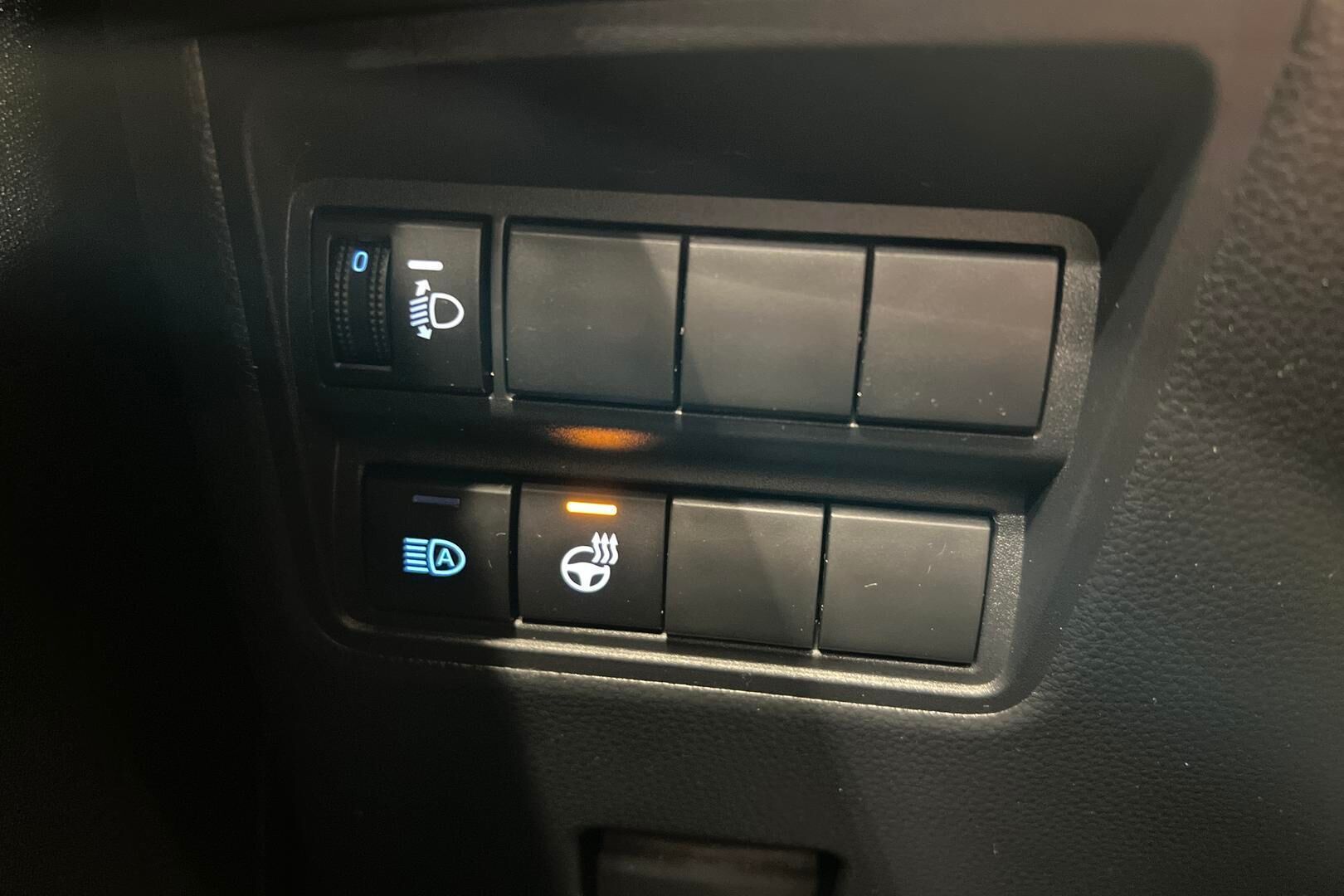 Toyota Yaris iso kuva 23