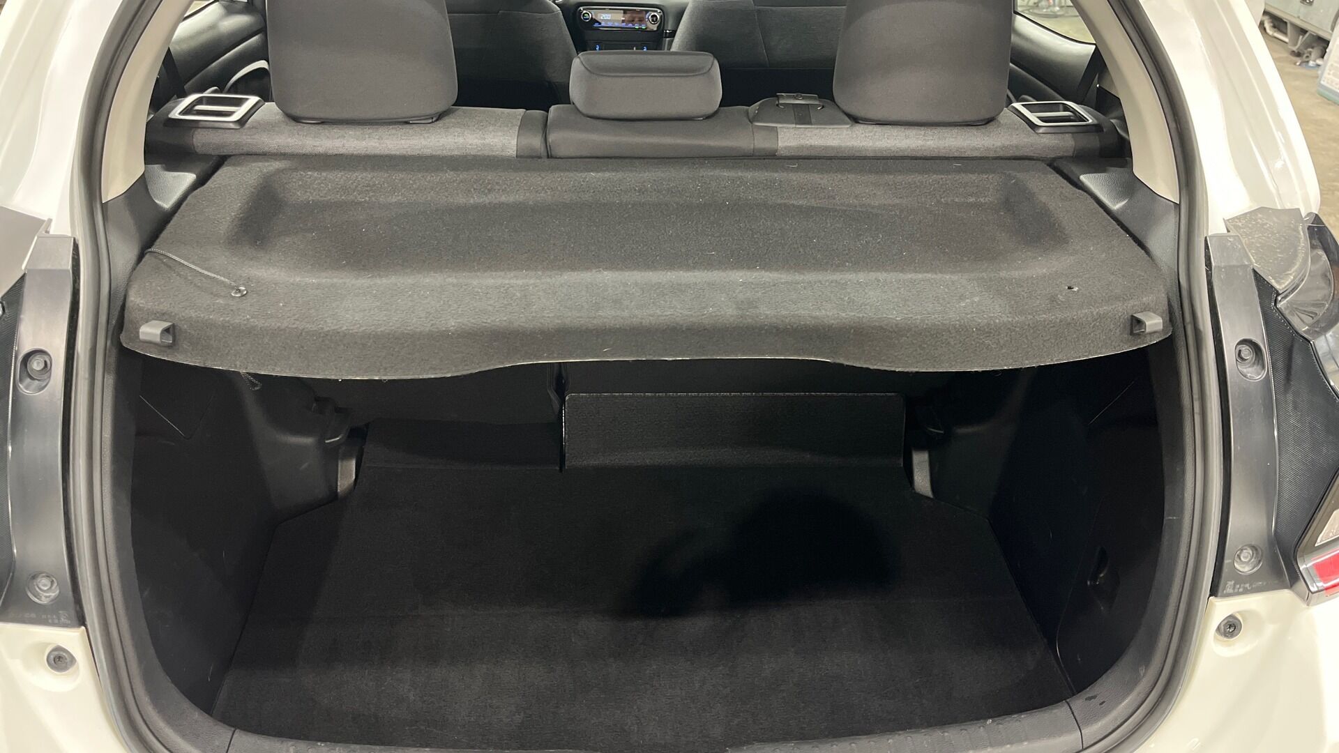 Toyota Yaris iso kuva 14