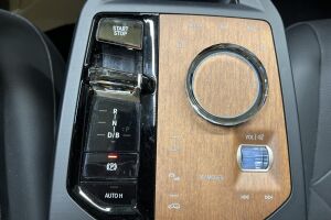 BMW iX esikatselu 16