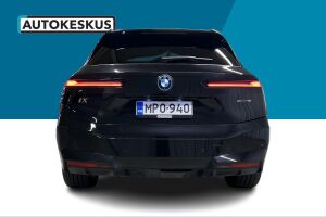 BMW iX esikatselu 5