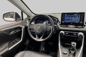 TOYOTA RAV4 esikatselu 28