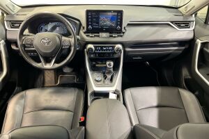 TOYOTA RAV4 esikatselu 2