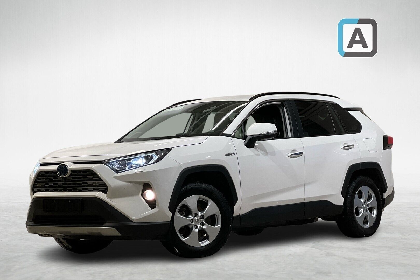 TOYOTA RAV4 iso kuva 0