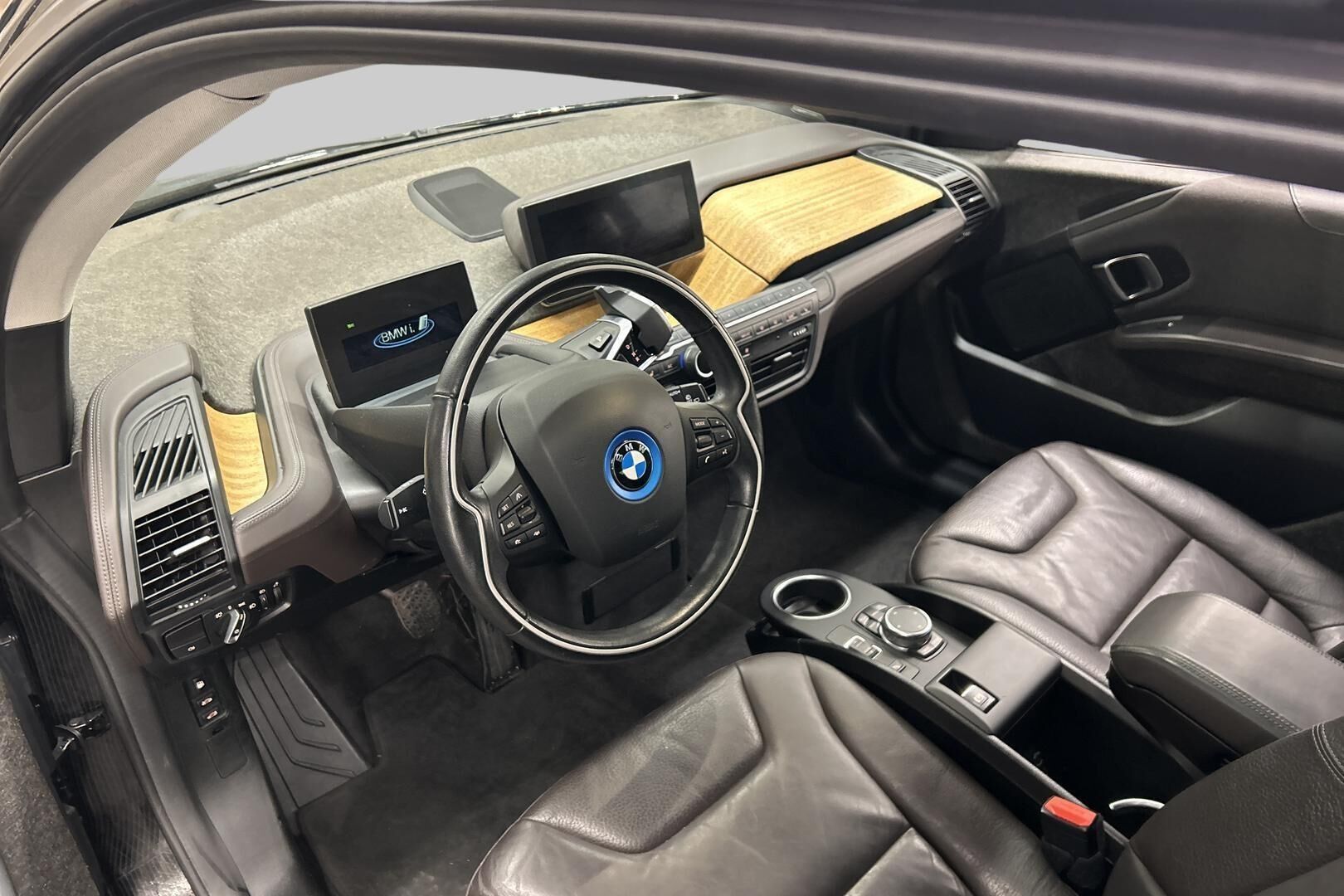 BMW i3 iso kuva 8
