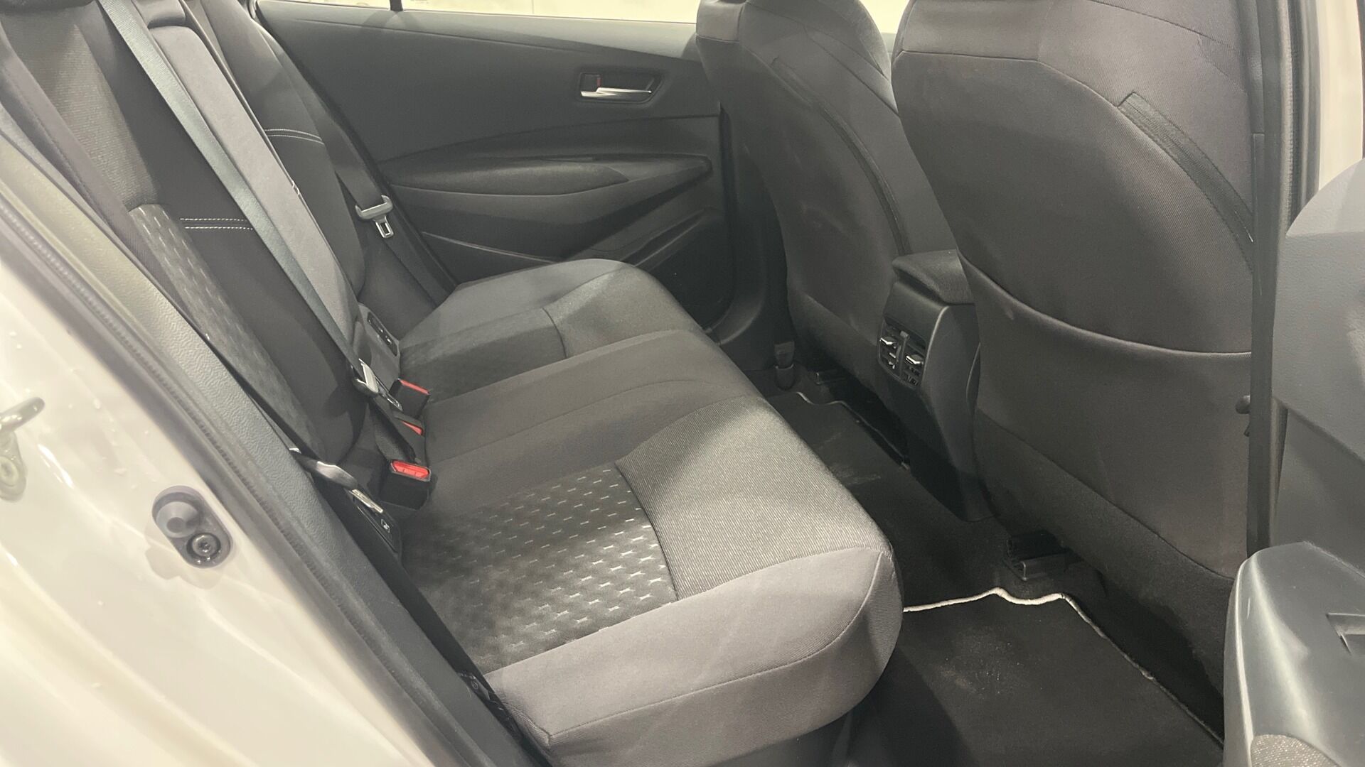 Toyota Corolla iso kuva 15