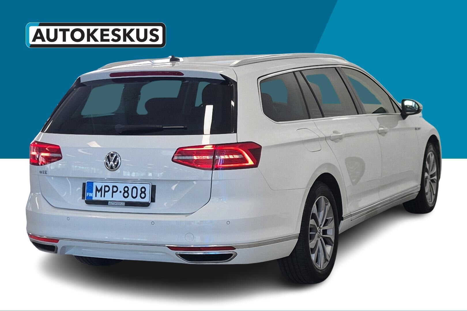 Volkswagen Passat iso kuva 24