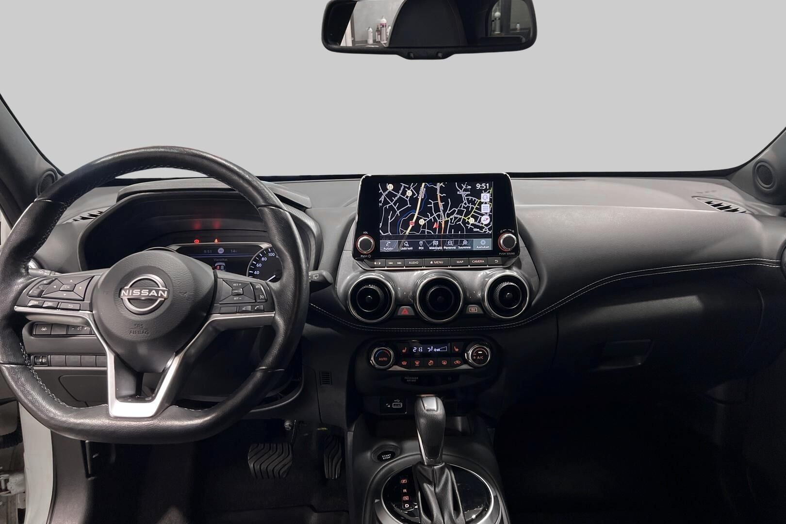 Nissan Juke iso kuva 11