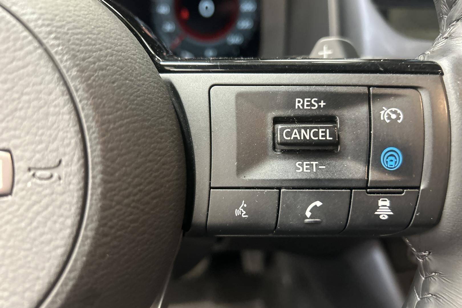 Nissan Qashqai iso kuva 12