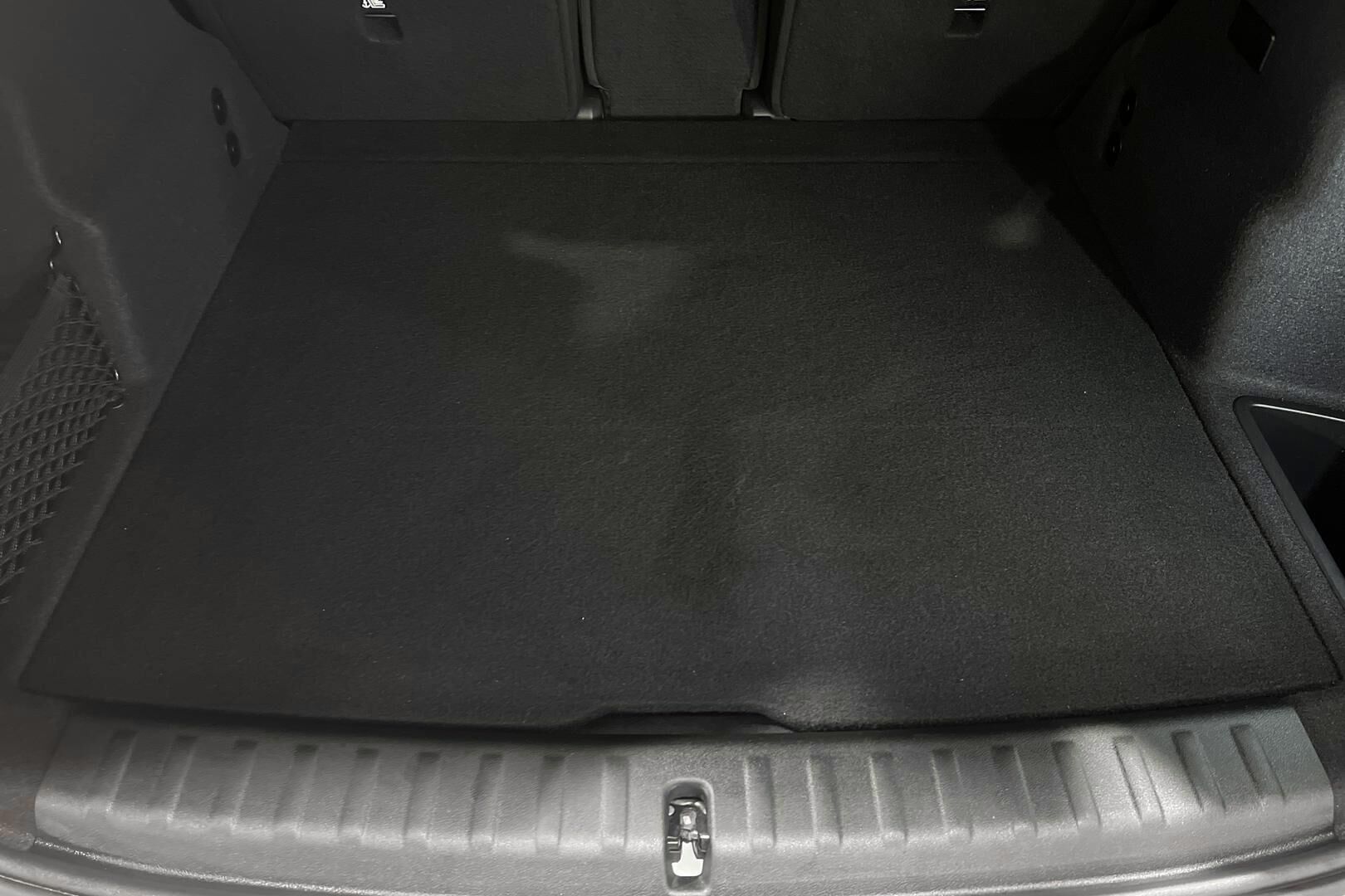 BMW X1 iso kuva 11