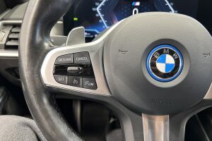 BMW 3-SARJA esikatselu 29