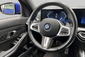 BMW 3-SARJA esikatselu 37