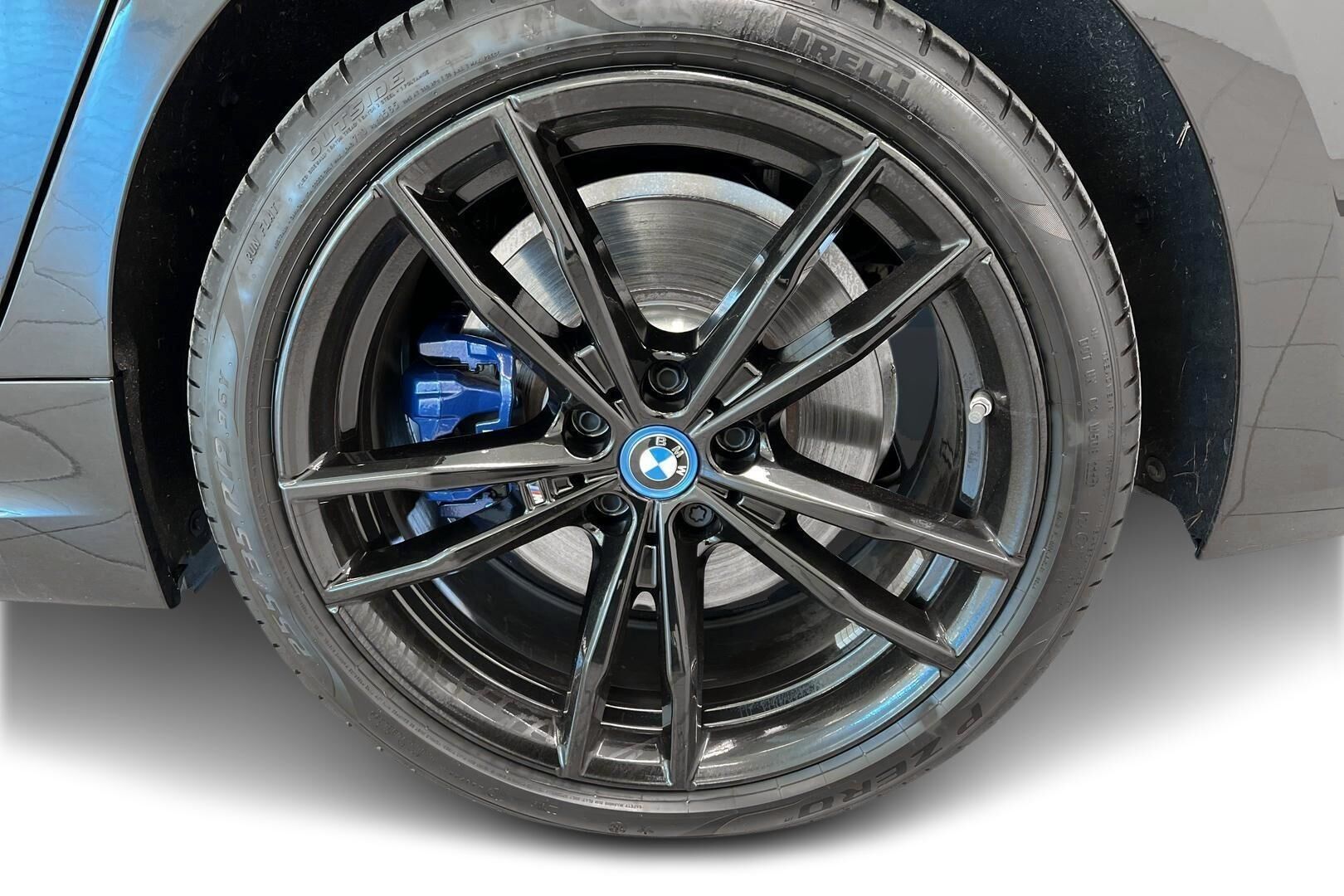 BMW 3-sarja iso kuva 11