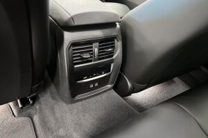 BMW 3-sarja esikatselu 22