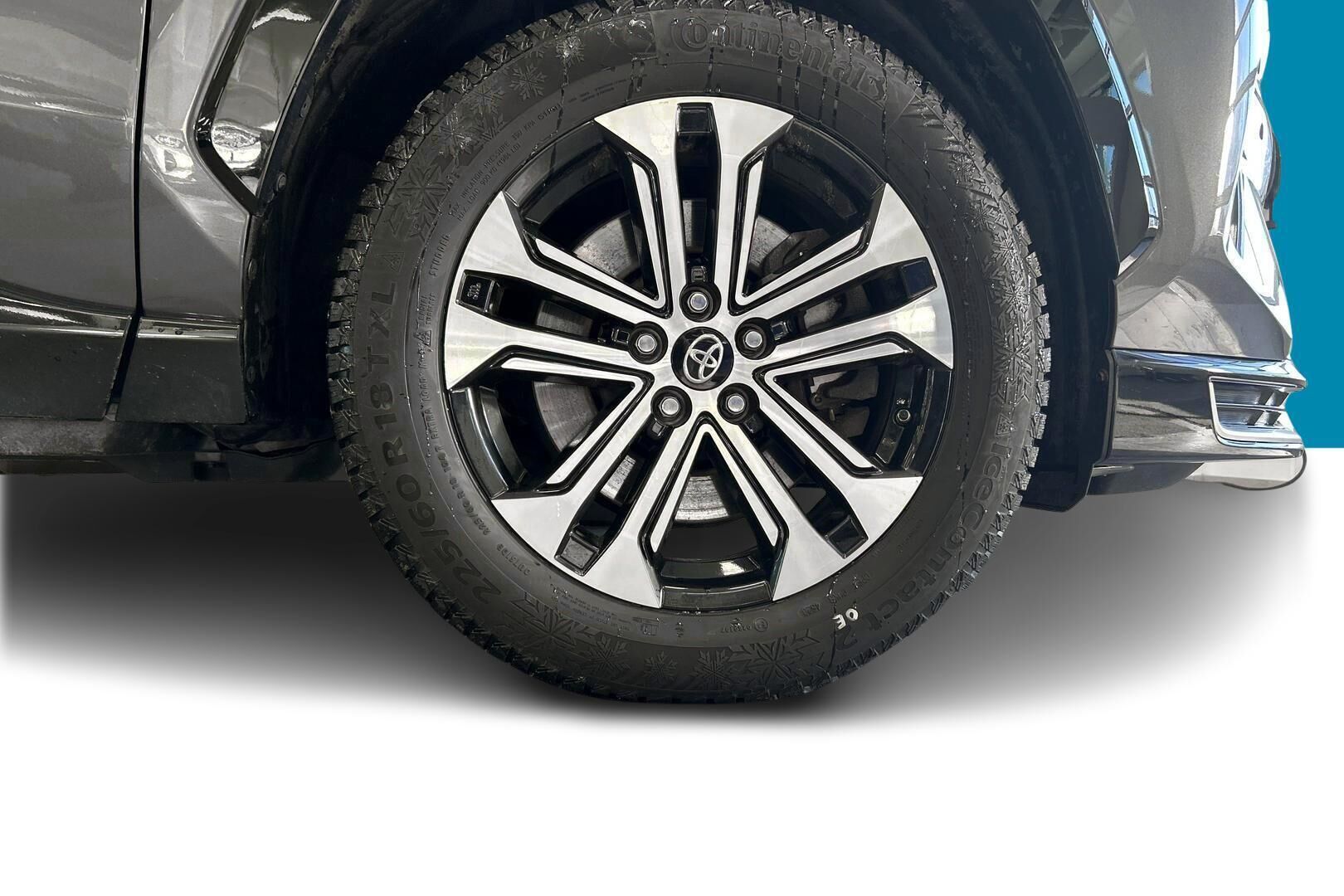 Toyota RAV4 Plug-in iso kuva 12