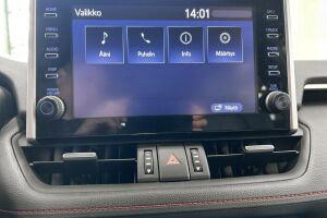 Toyota RAV4 Plug-in esikatselu 15