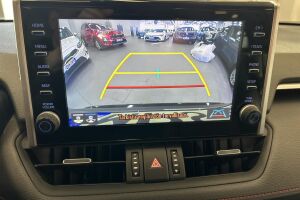 Toyota RAV4 Plug-in esikatselu 17