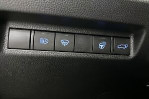 Toyota RAV4 Plug-in esikatselu 22