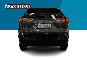 Toyota RAV4 Plug-in esikatselu 5
