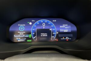 Toyota RAV4 Plug-in esikatselu 14