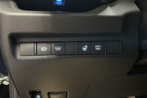 Toyota RAV4 Plug-in esikatselu 18