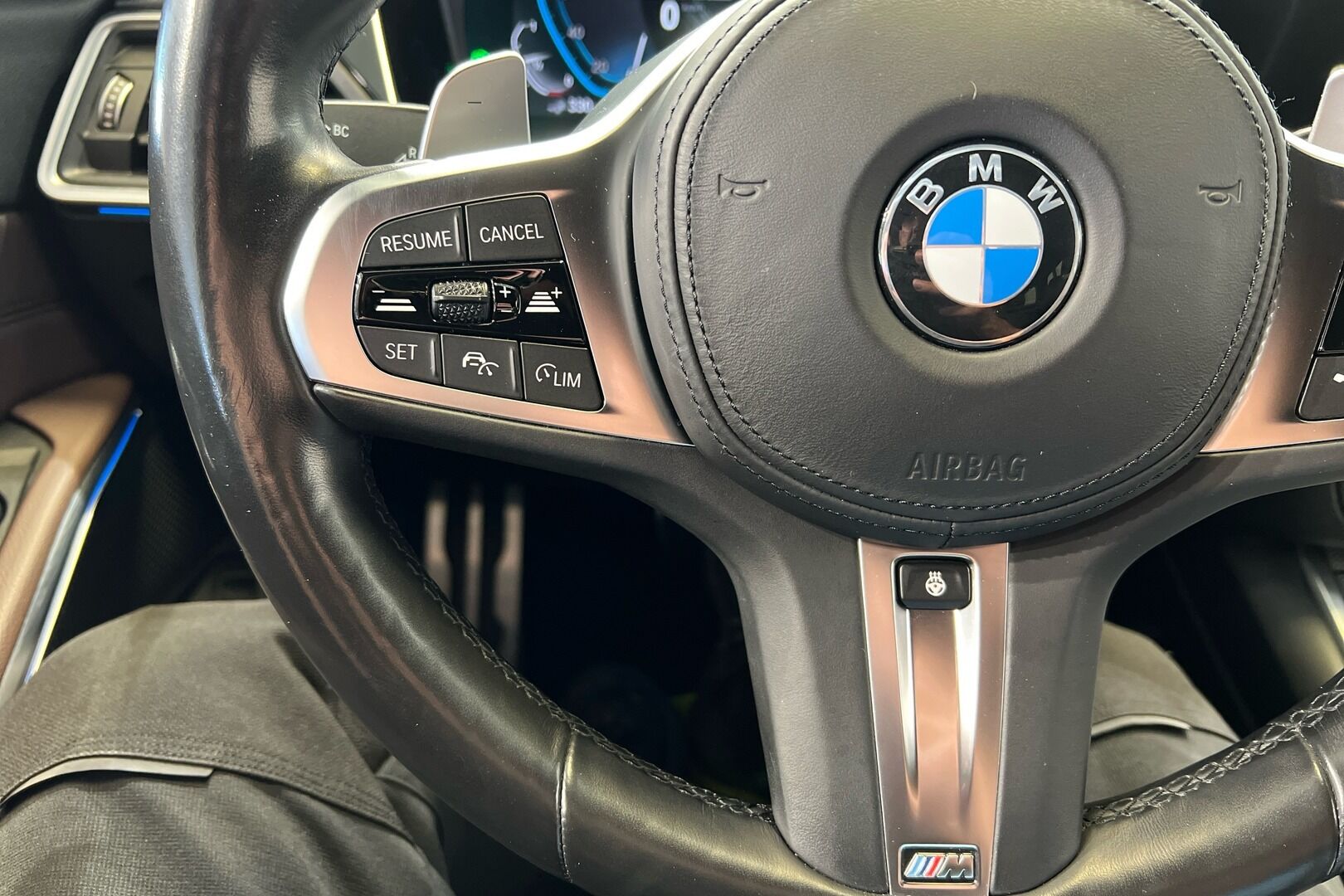 BMW 3-sarja iso kuva 19