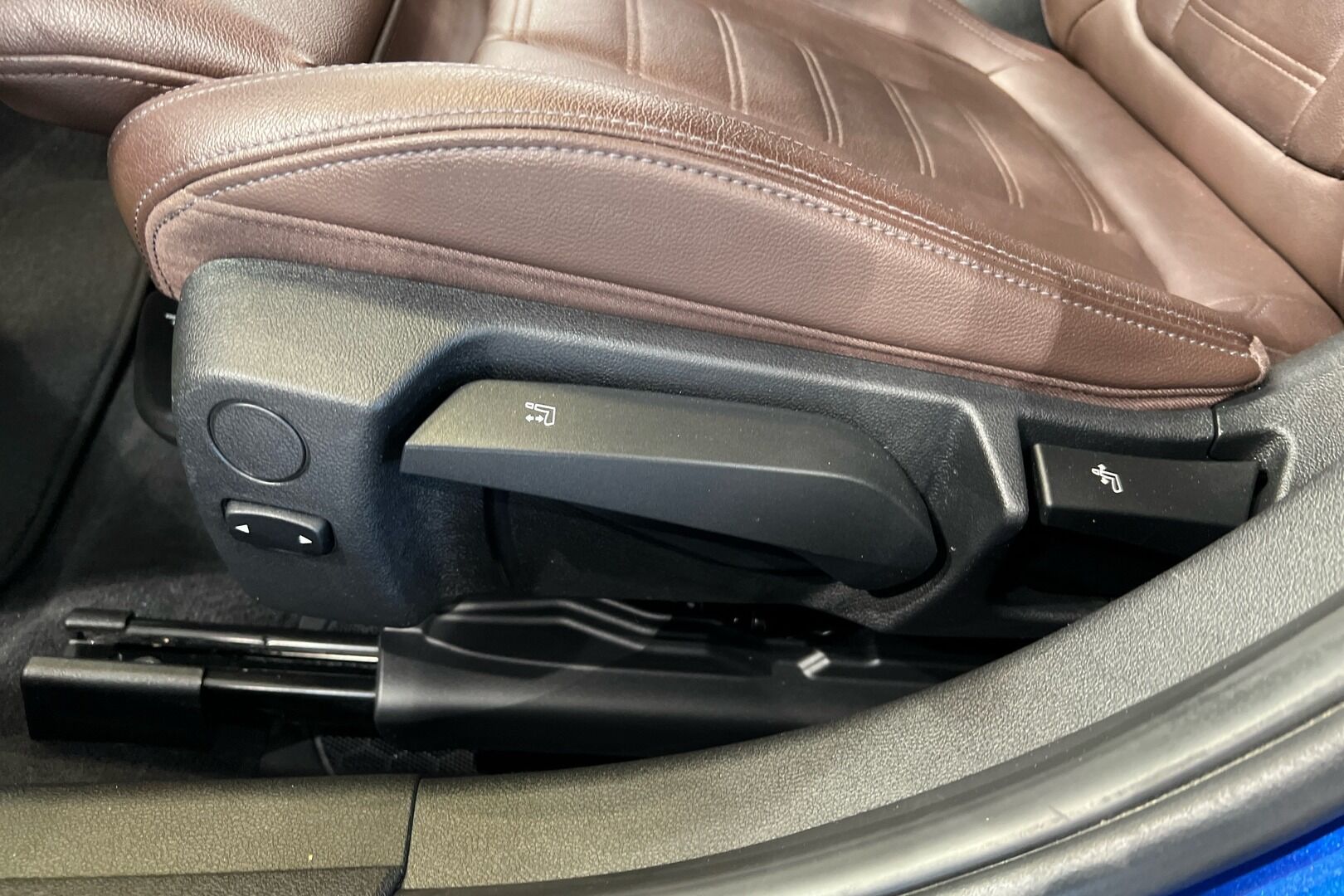 BMW 3-sarja iso kuva 22