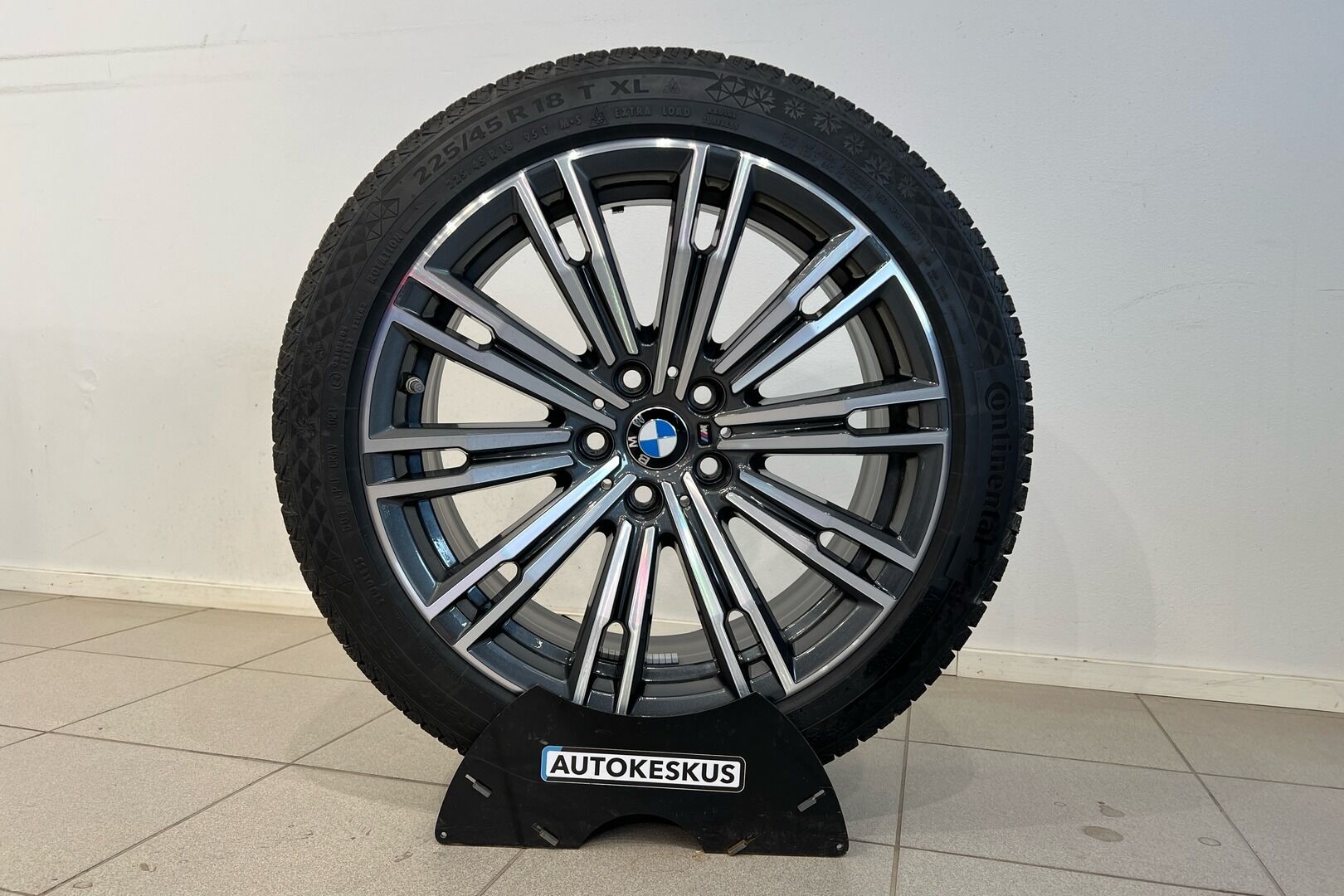 BMW 3-sarja iso kuva 8