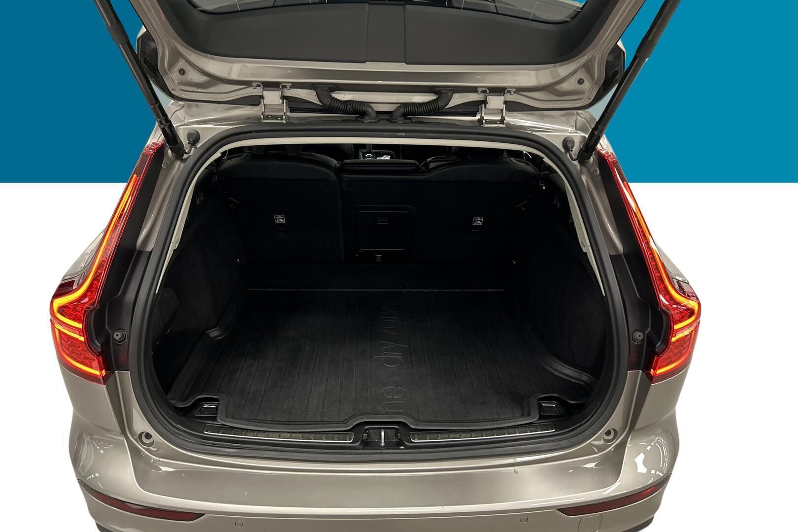 Volvo V60 iso kuva 11