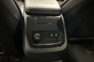 Volvo V60 esikatselu 23