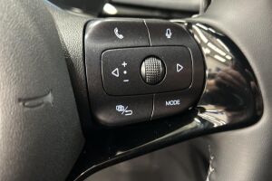 BYD Dolphin esikatselu 16