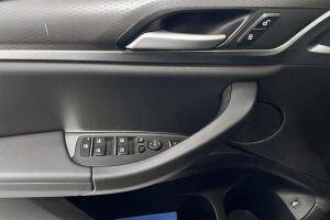 BMW X3 esikatselu 20
